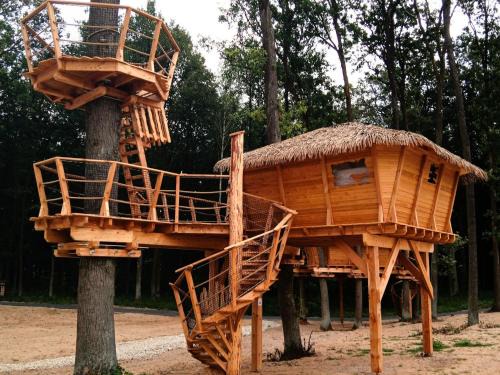 Hradec Kralove House | Holiday Home Treehouse 2 by Interhome