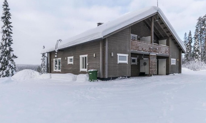 Kehys-Kainuu House | Holiday Home Vihtarinne b paritalo by Interhome