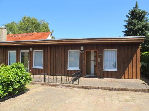 Kaltenhof House | Holiday Home Villa Meike - Insel Poel by Interhome