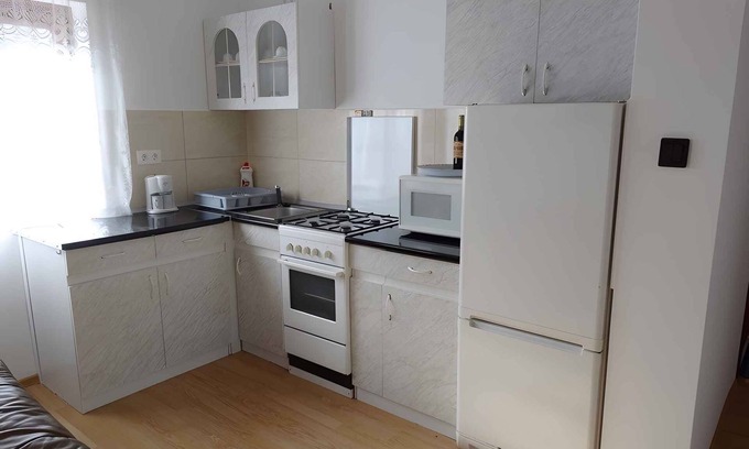 Balatonfenyves House | Holiday home with washing machine and terrace