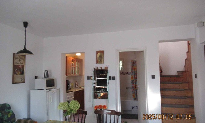 Csopak House | Holiday home with garden and only 300 m from the beach