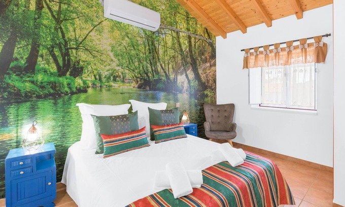 Sao Luis Apartment | Holiday Home 'Zé Maria' with Mountain View, Wi-Fi and Air Conditioning