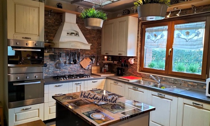 Rocca San Giovanni House | Holiday house Rocca San Giovanni for 1 - 10 persons with 5 bedrooms - Holiday home