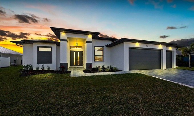 Pelican House | Holiday house Cape Coral for 1 - 5 persons with 3 bedrooms - Holiday house