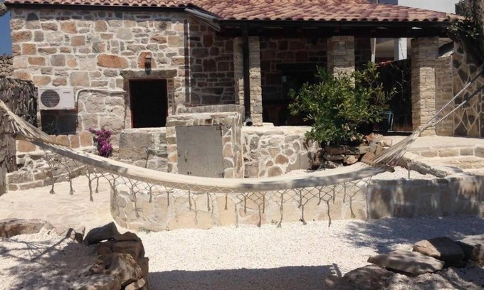 Drvenik Mali House | Holiday house Drvenik Mali for 1 - 4 persons with 1 bedroom - Holiday home