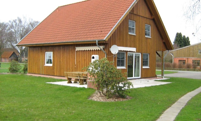 Sudwalde House | Holiday house for 16 persons with a terrace