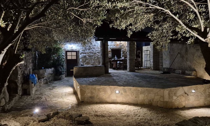 Drvenik Mali Villa | Holiday House Island Bliss