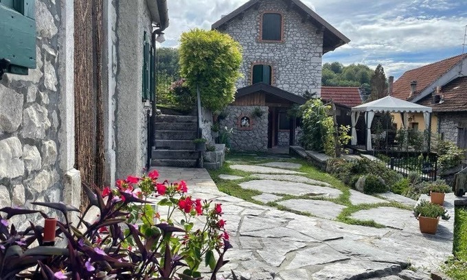 Ponte nelle Alpi House | Holiday house Ponte Nelle Alpi for 1 - 5 persons with 2 bedrooms - Holiday home