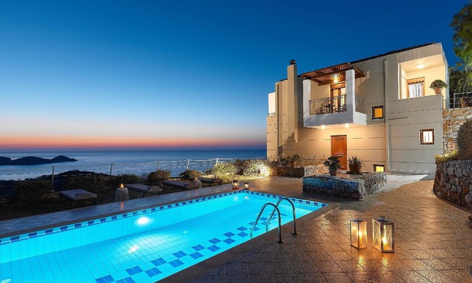 Drosia House | Holiday house Roumeli for 1 - 8 persons with 3 bedrooms - Holiday house