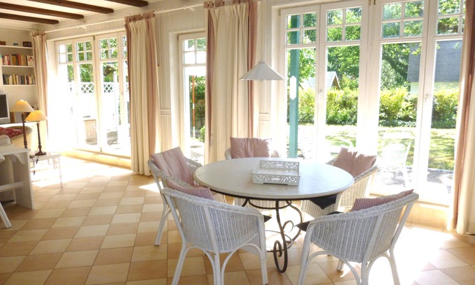 Klein Bollhagen House | Holiday house "Seepferdchen" with garden, fireplace, internet DSL WiFi, sauna