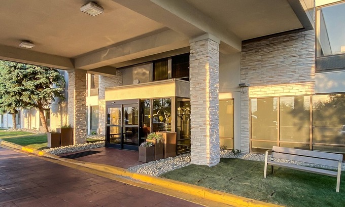 Flint Hotel | Holiday Inn Express Flint-Campus Area by IHG