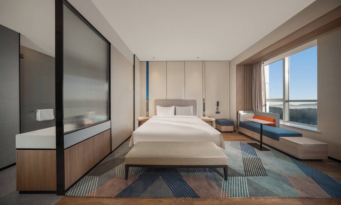 Longshan District Hotel | Holiday Inn Express Liaoyuan Economic Development Zone by IHG