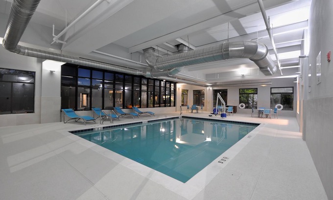Stafford Hotel | Holiday Inn Express Quantico - Stafford by IHG