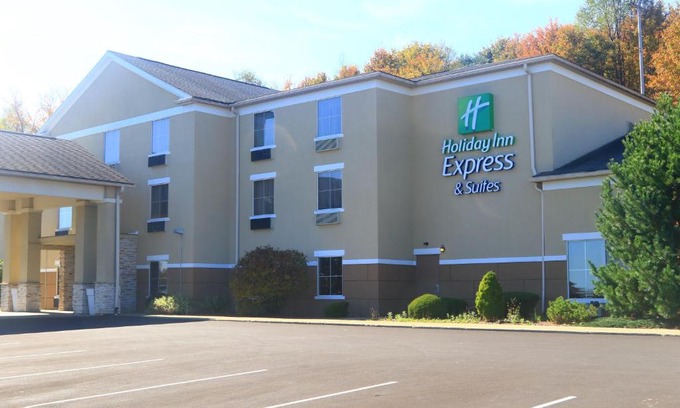 St. Marys Hotel | Holiday Inn Express & Suites St Marys by IHG