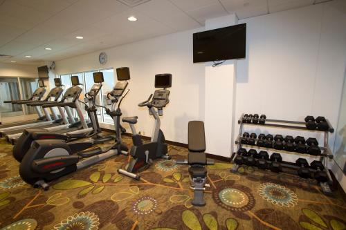 Morgantown Hotel | Holiday Inn Morgantown-University Area by IHG