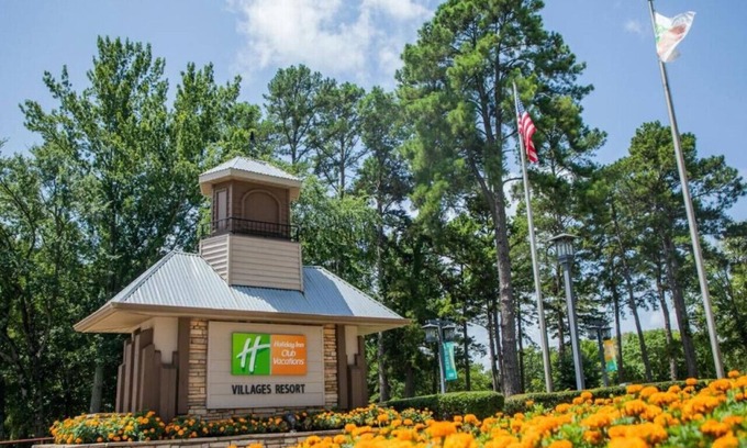 Flint Condo | Holiday Inn Villages Resort -2BD Sleeps up to 6