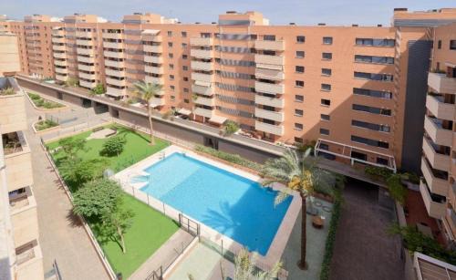 Parque Ayala Apartment | Holidays2Malaga Heroe de Sostoa con piscina junto Estacion AVE y playa