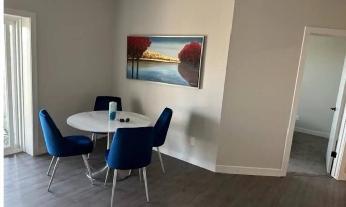 Winnipeg House | Home Away From Home:Brand new,Quite, cozy two bed rooms separate accommodation