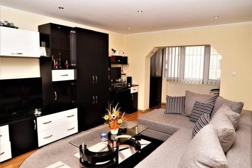 Petrila Apartment | Home away from home