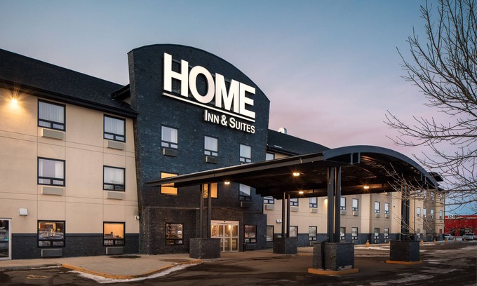 Swift Current Hotel | Home Inn & Suites Swift Current