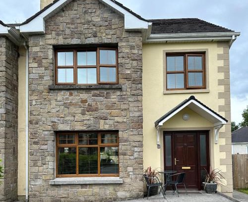 Rooskey Apartment | Home near the River Shannon