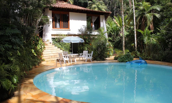 Petropolis House | Home Season Refugio Teresopolis, surrounded by forest, environmental protection area