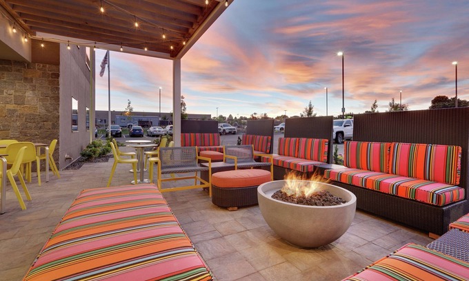 Brownstown Hotel | Home2 Suites by Hilton Yakima Airport