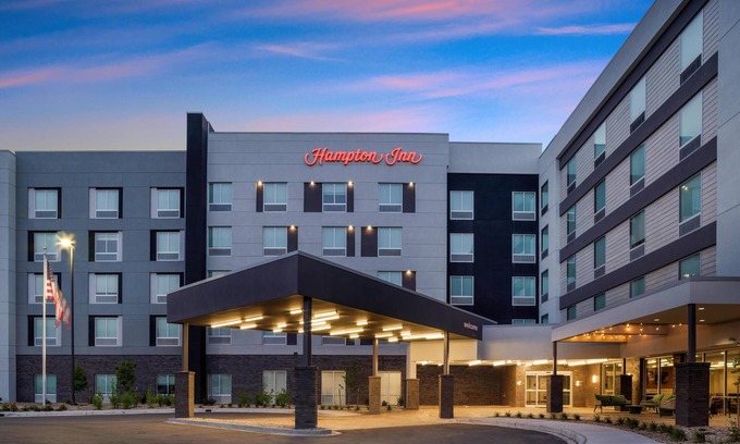 Aurora Hotel | Home2 Suites Hilton Aurora Medical Center