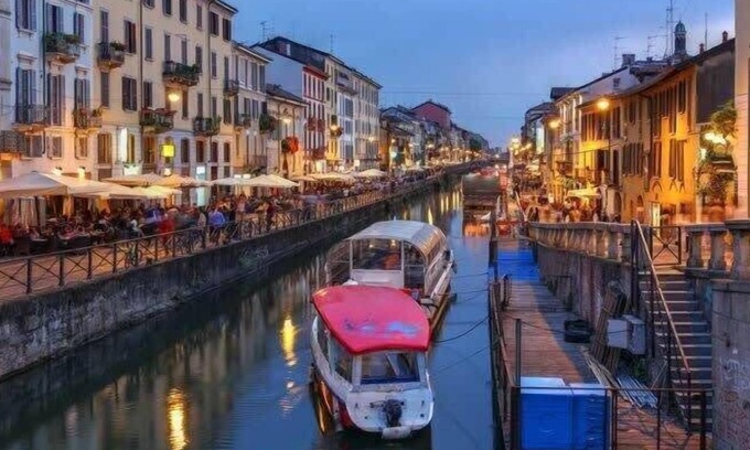 Milan Centre Apartment | HomeLovers Città Studi Flat with Terrace