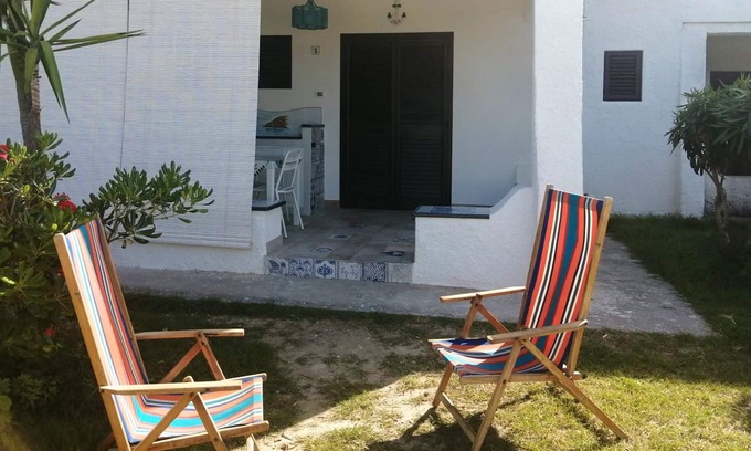 Vulcano Porto House | Homerez - 100 m away from the beach! House for 5 ppl. with garden at Vulcano