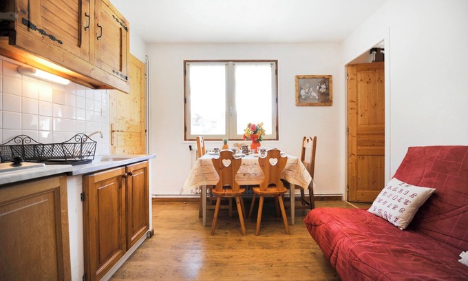 Le Bettaix Apartment | Homerez - 2-room flat Les Ménuires - mtn view