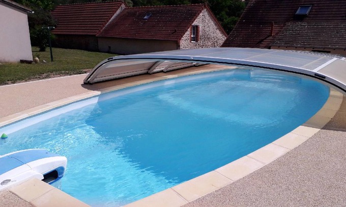 Saint-Victor House | Homerez - Amazing house for 4 ppl. with shared pool and terrace at Estivareilles