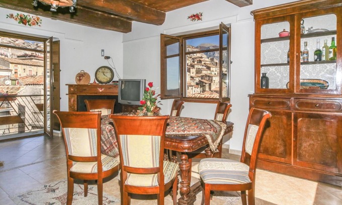 Morano Calabro Apartment | Homerez - Apartment in Morano Calabro