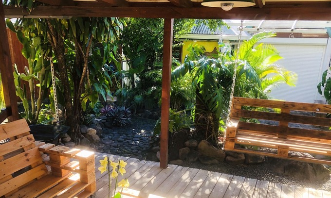 Basse-Terre Apartment | Homerez - Appartement for 4 ppl. with garden and terrace at Basse-Terre