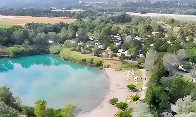 La Roque-d'Antheron House | Homerez - Bungalow in La Roque-d'Anthéron