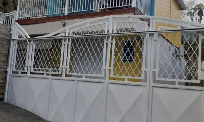 Morne-A-l'Eau House | Homerez - Charming House in Morne-à-l'Eau with Enclosed Garden