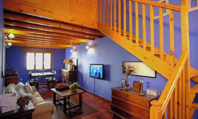 Old Town of Avila House | Homerez - Comfortable home in the heart of medieval Ávila