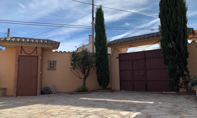 Aldehuela de la Boveda House | Homerez - House in Aldehuela de la Bóveda