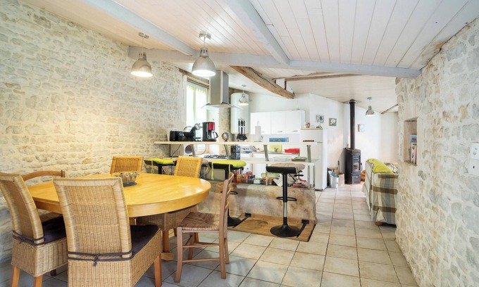 La Bretonniere-la-Claye House | Homerez - House in La Bretonnière-la-Claye