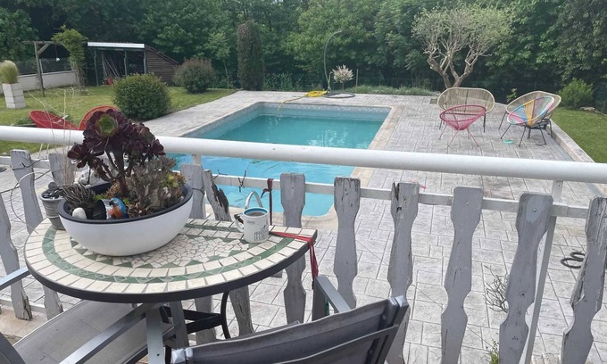 Saint-Laurent-de-Neste Villa | Homerez - Villa in Saint-Laurent-de-Neste