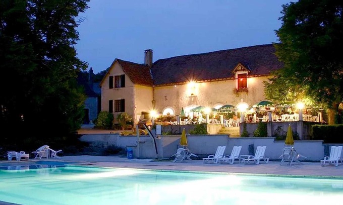 Carlucet House | Homerez - House in Carlucet with pool