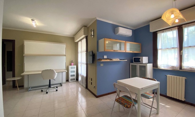 Vercelli Apartment | Homerez - Modern apartment in Vercelli - 50 m² with balcony