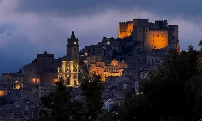 Caccamo House | Homerez - Nice house for 5 ppl. at Caccamo