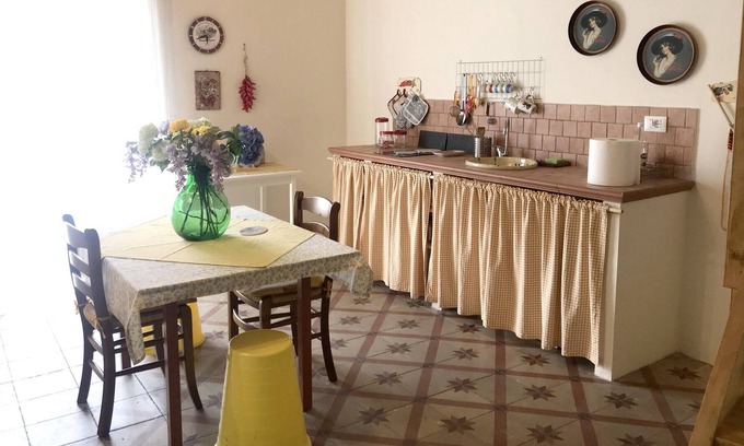 Casole Bruzio House | Homerez - Nice house for 3 ppl. with balcony at Scalzati