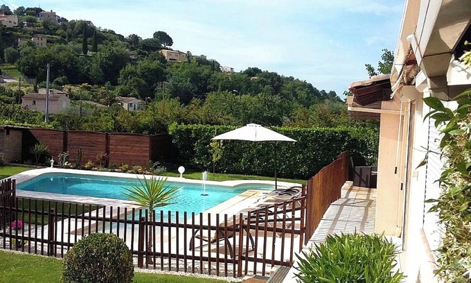 La Gaude Villa | Homerez - Spacious villa with private pool in La Gaude