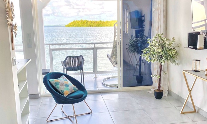 Morne-A-l'Eau Apartment | Homerez - Studio in Morne-À-l'Eau