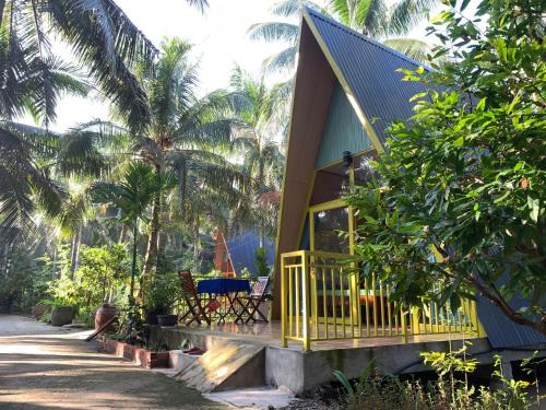 Ben Tre Bed & Breakfast | Homestay and Tour Ben Tre