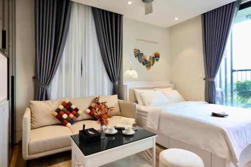 Van Giang Apartment | Homestay Landmark Swanlake 1 Ecopark