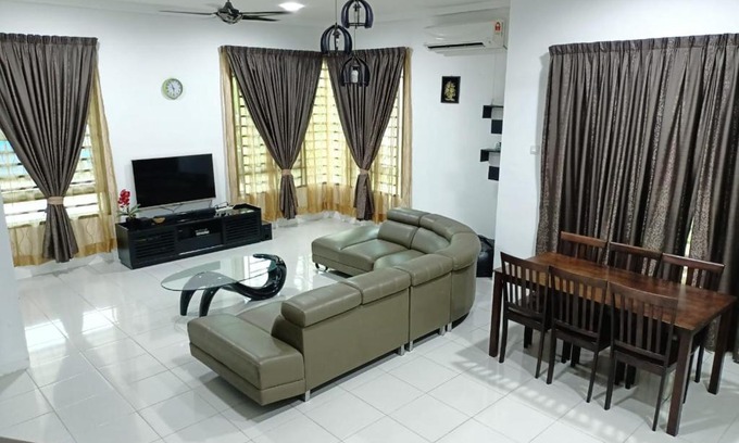 Kampung Pasir Minal House | Homestay Kemaman Fyna05 Mewah Harga Murah 5Km Dari Bandar