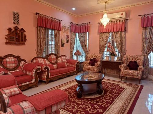 Kampung Air House | Homestay Selesa Kemaman